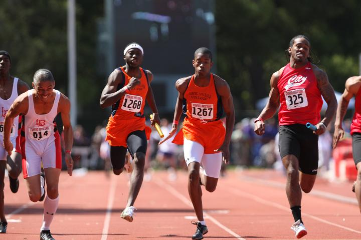 2010 Stanford Invite-College-411.JPG - 2010 Stanford Invitational, March 26-27, Cobb Track and Angell Field, Stanford,CA.
